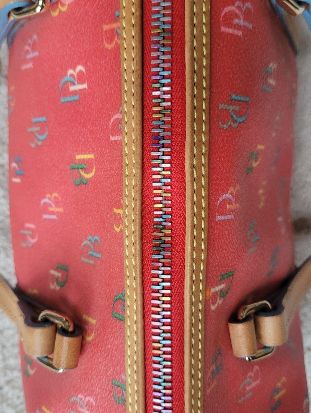*Rare* Y2K Dooney & Bourke Barrel Shoulder Bag Rainbow Monogram Vachetta Leather - Picture 7 of 11